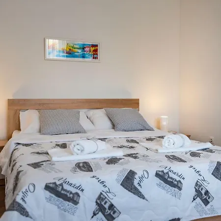 Matej B Apartamento *