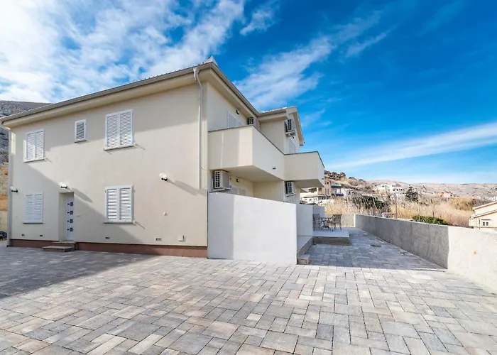 アパート Matej B パグ