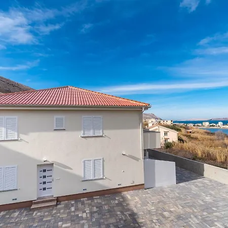 Matej B Διαμέρισμα